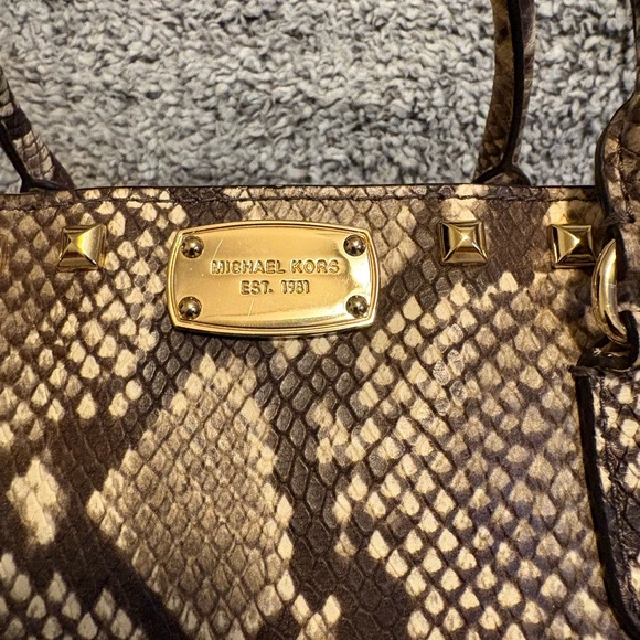 Michael Kors Snake Print handbag/crossbody - Picture 8 of 13